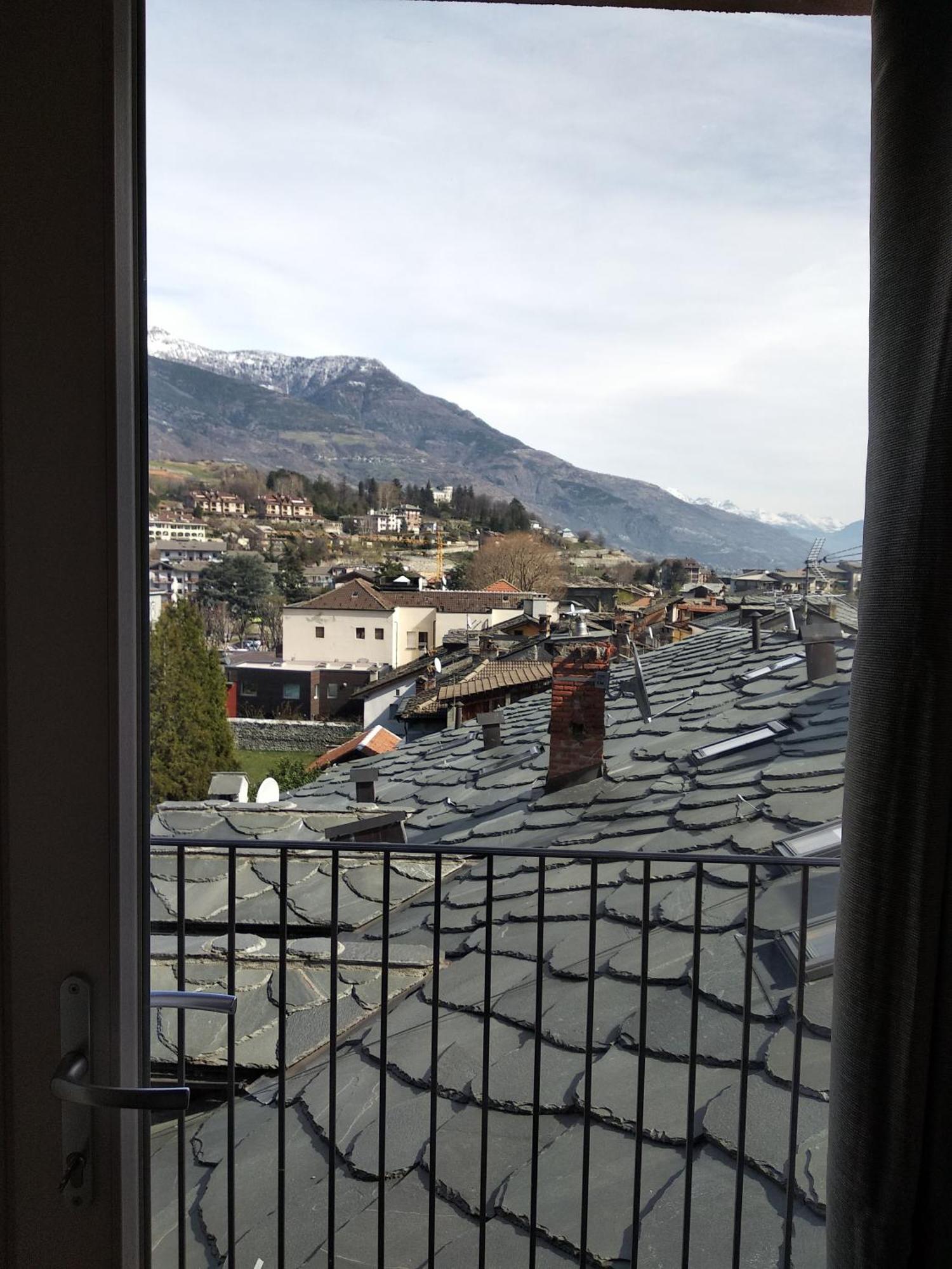Maison Soleil - In Mansarda - Affitti Brevi Italia Aosta Luaran gambar